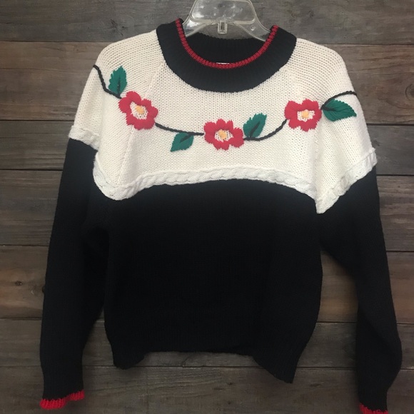 Vintage Sweaters - Vintage Floral Sweater